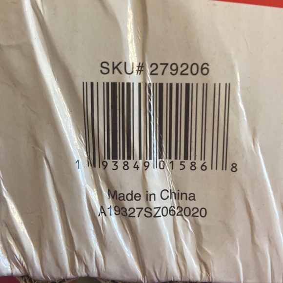 Disney Mickey Mouse Holiday Express Train Set 36 pieces - Picture 8 of 11